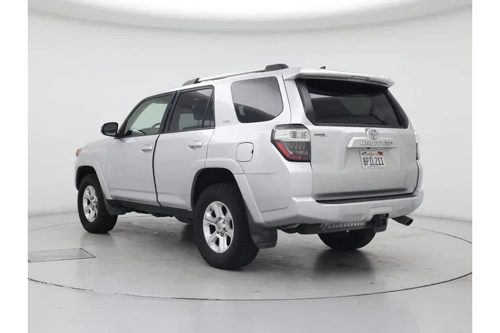 $30998 : Toyota 4Runner 2020 4x4 SR5 image 2