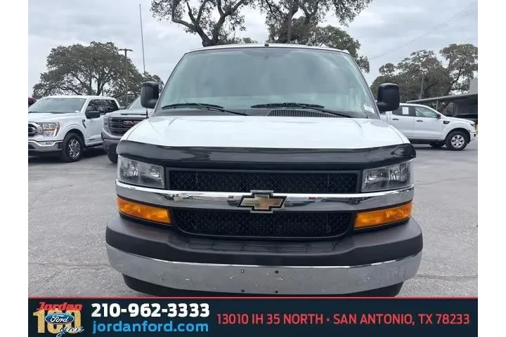 $22960 : Chevrolet Express 2019 2500 image 2