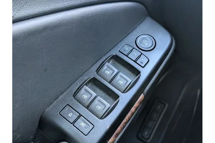 $35000 : Chevrolet Suburban 2019 4x4 image 10