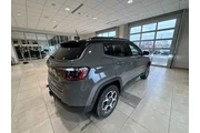 $24262 : Jeep Compass 2022 4x4 Trailh thumbnail
