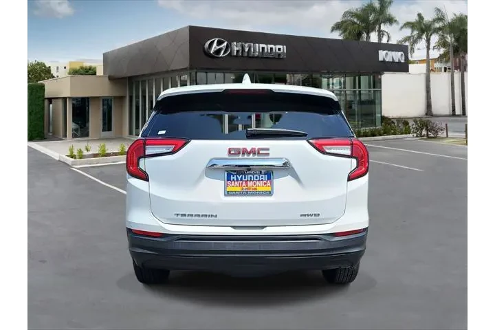 $19995 : GMC Terrain 2024 AWD SLE 4dr image 4
