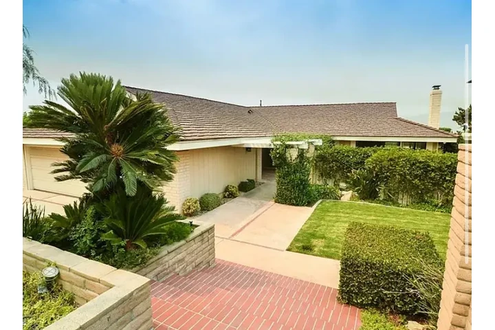 $2995 : Hermosa casa🏠en West Cov CA🏠 image 1