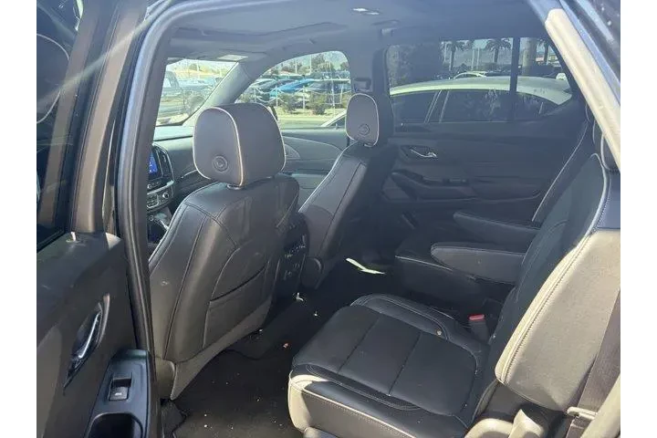 $34990 : Chevrolet Traverse 2023 Prem image 3