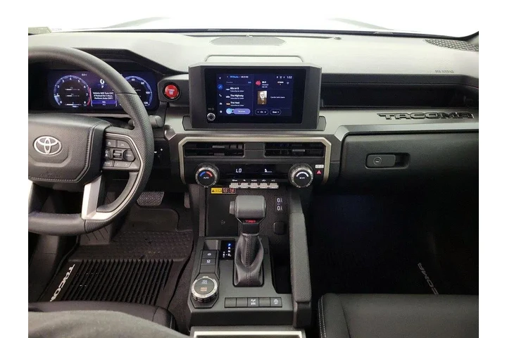 $38998 : Toyota Tacoma 2025 4x2 TRD P image 9