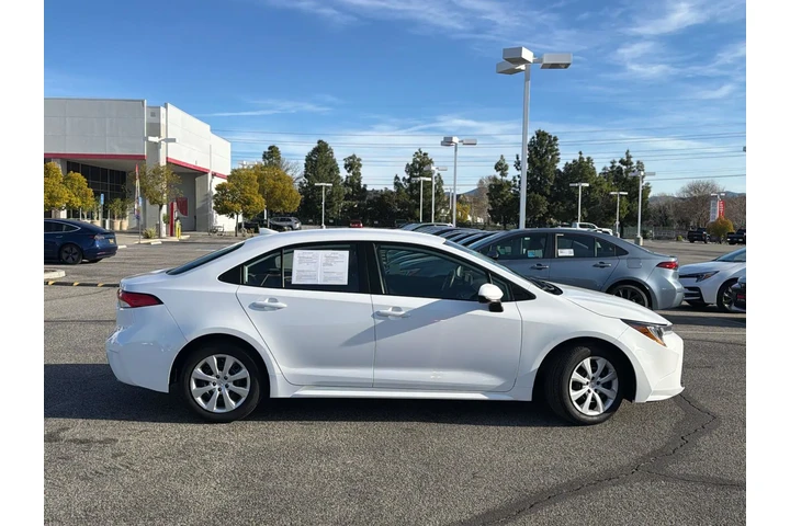 $22750 : Toyota Corolla 2025 LE 4dr S image 3