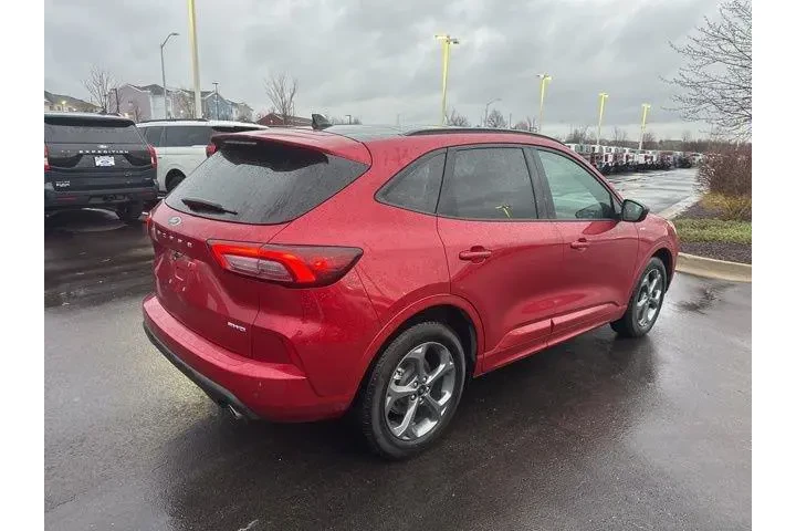 $25000 : Ford Escape 2023 AWD ST-Line image 7