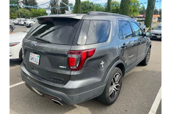 $19988 : Ford Explorer 2017 AWD Sport image 6