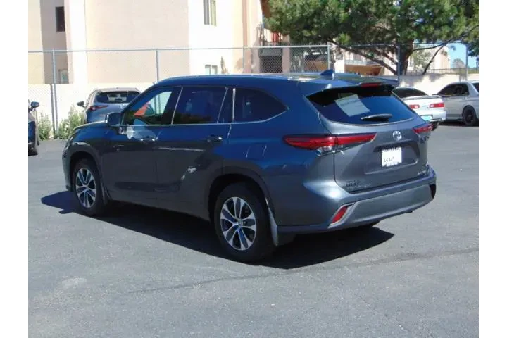 $26211 : Toyota Highlander 2021 AWD X image 6