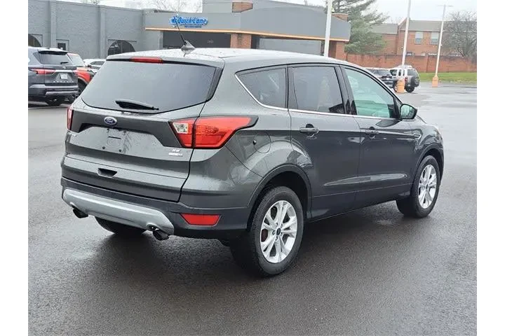 $10635 : Ford Escape 2019 AWD SE 4dr image 5