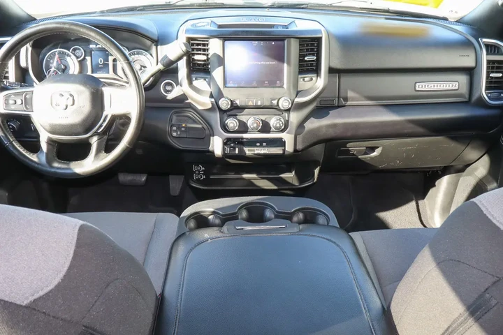 $46988 : 2024 2500 Big Horn 4x4 Crew C image 10