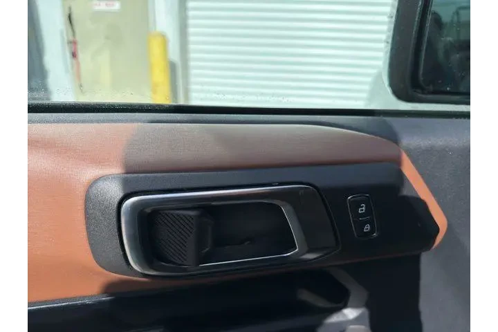 $39992 : Ford Bronco 2022 4x4 Badland image 6