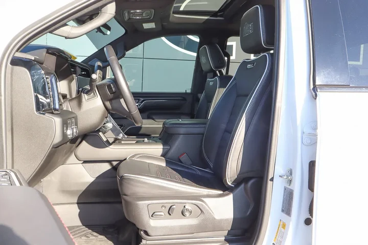 $82988 : 2024 Sierra 2500HD 4WD Crew C image 7