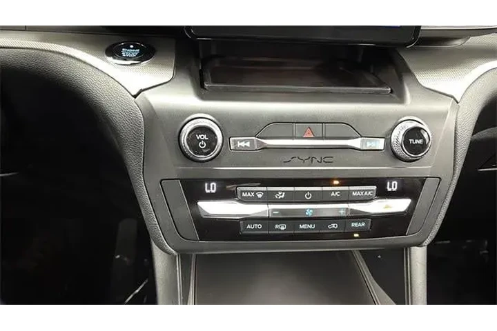 $21900 : Ford Explorer 2020 AWD XLT 4 image 10