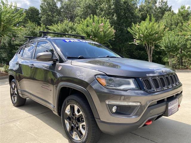 $18838 : 2018 Compass Trailhawk 4WD image 1