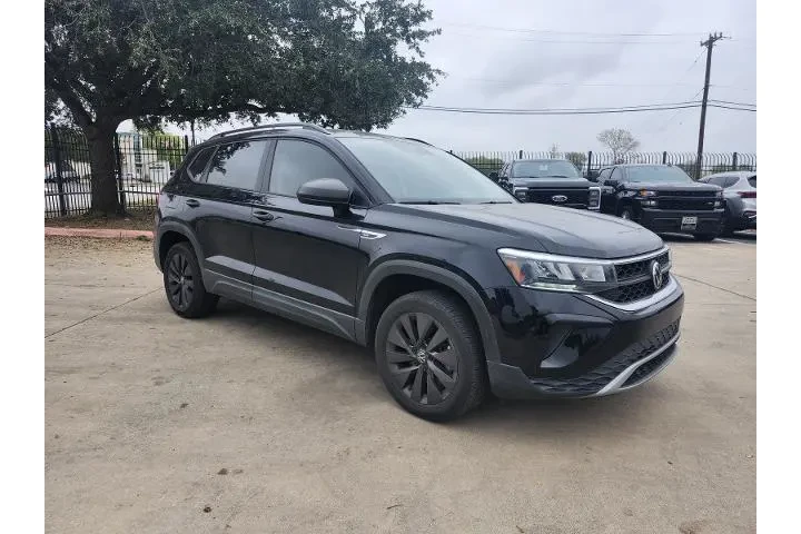 $14499 : Volkswagen Taos 2022 S 4dr S image 1