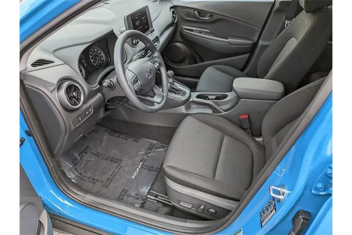 $18957 : Hyundai KONA 2023 SEL 4dr Cr image 9