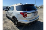 $15500 : Ford Explorer 2017 XLT 4dr S thumbnail