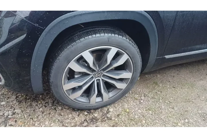 $27677 : Volkswagen Atlas Cross Sport image 4