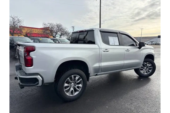 $28457 : 2020 Silverado 1500 RST image 3