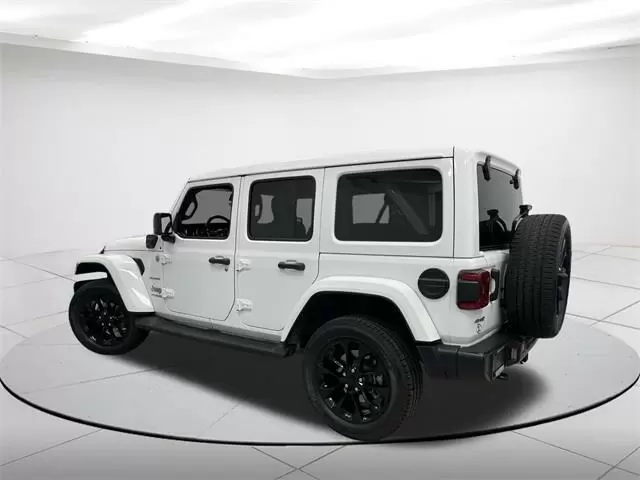 $28549 : Pre-Owned 2021 Wrangler Unlim image 3