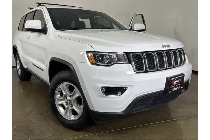 $15000 : 2017 Grand Cherokee Laredo image 7