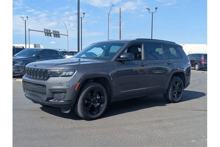 $30990 : Jeep Grand Cherokee L 2023 4 image 2