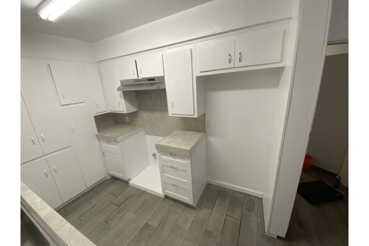 $1950 : casa 2 rec.  1.5 Baños S-B image 2