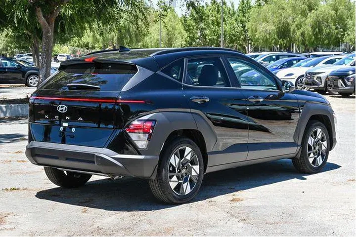 $22000 : Hyundai KONA 2025 SEL 4dr Cr image 4