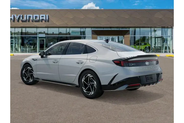 $29000 : Hyundai SONATA 2026 SEL Spor image 5