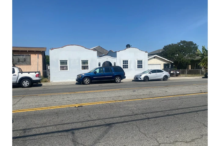 $1275 : East Los Angeles STUDIO Rental image 1