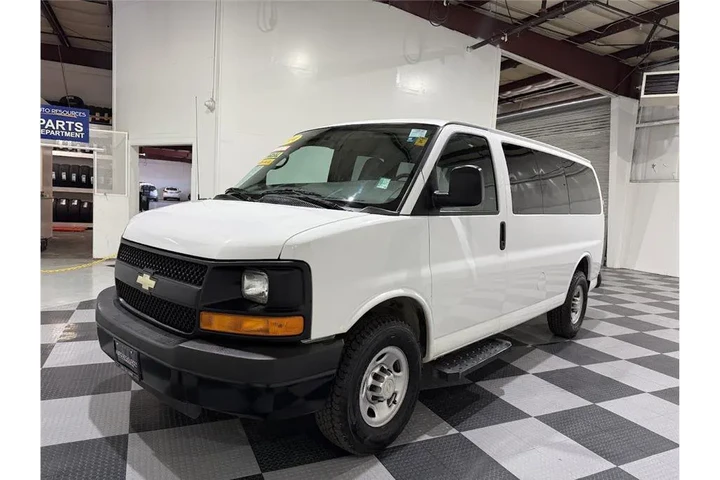 $15499 : Express Passenger 2014 image 8