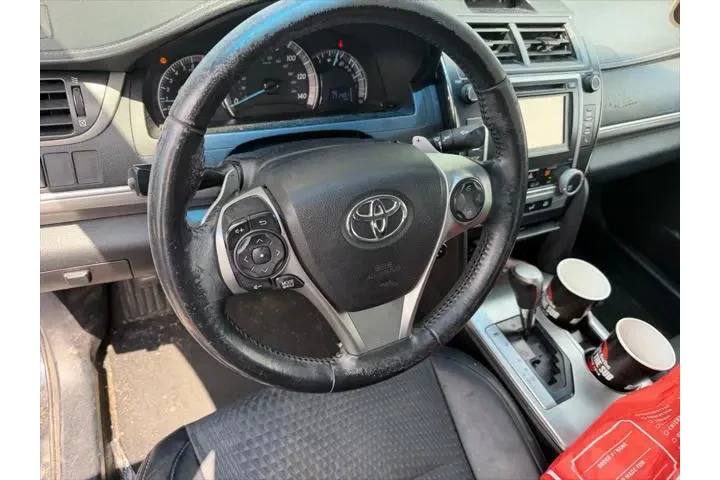 $8466 : Toyota Camry 2014 SE 4dr Sed image 6