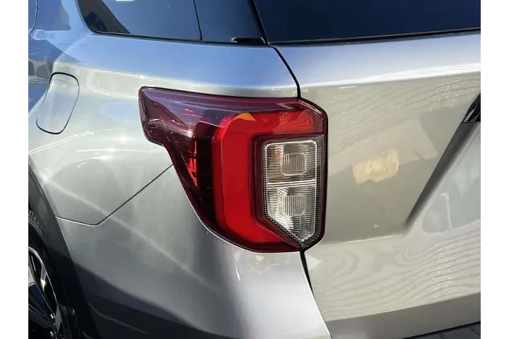 $33990 : Ford Explorer 2022 AWD ST-Li image 10