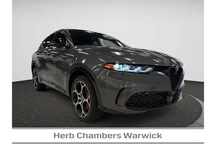 $29445 : Alfa Romeo Tonale Hybrid 202 image 1