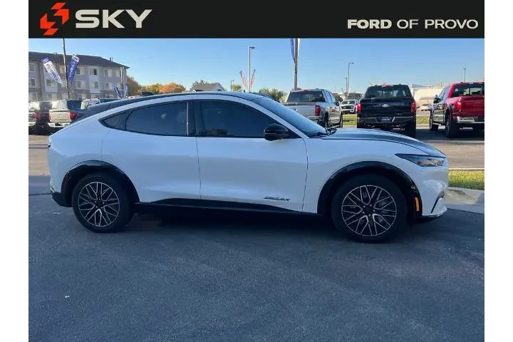 $34449 : Ford Mustang Mach-E 2024 AWD image 4