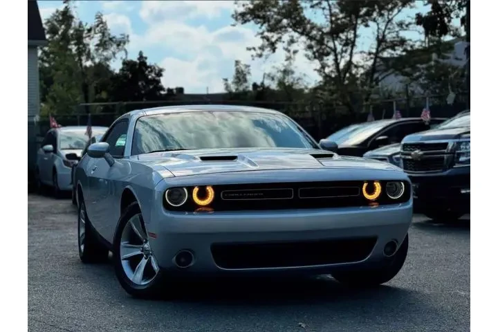 2021 DODGE CHALLENGER2021 DOD image 3
