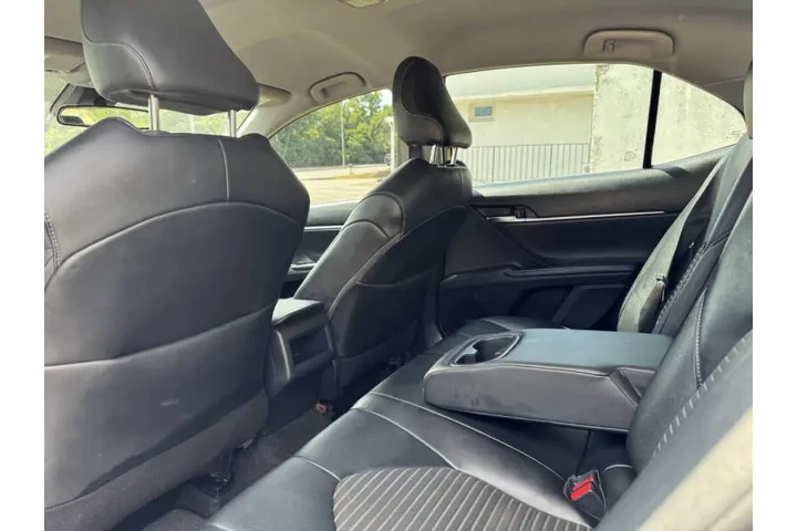 $16999 : 2021 Camry SE image 7