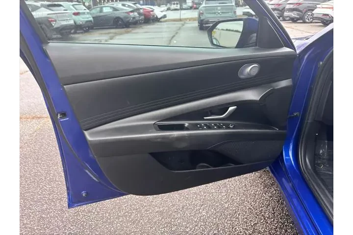 $16920 : Hyundai ELANTRA Hybrid 2023 image 10