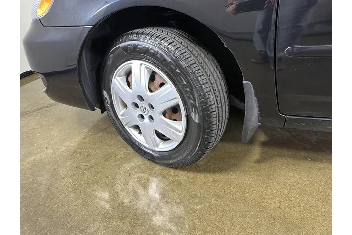$10000 : 2006 COROLLA image 4