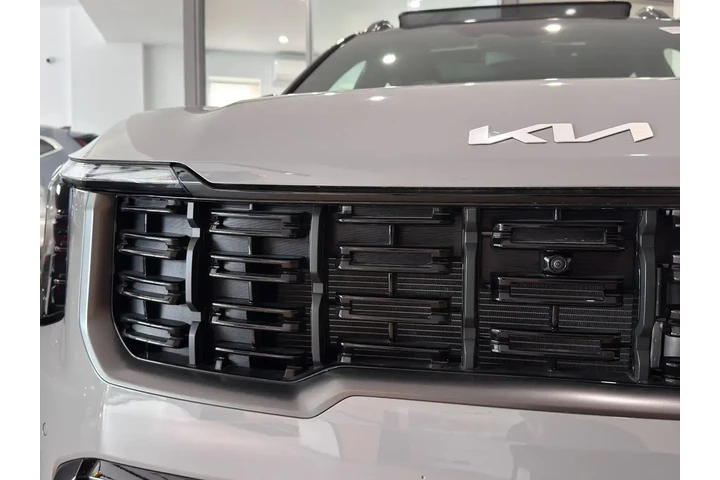 $38997 : Kia Sorento 2024 AWD X-Pro S image 10