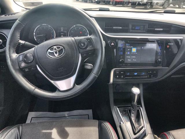 $9500 : PRE-OWNED 2017 TOYOTA COROLLA image 10