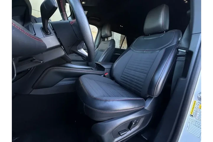 $39995 : Ford Explorer 2025 AWD ST-Li image 6