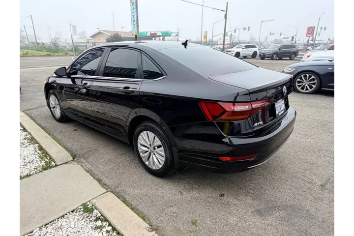 $10995 : 2019 Jetta image 4
