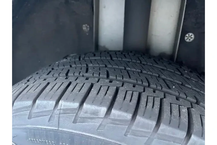 $13561 : Ford Escape 2018 AWD Titaniu image 9