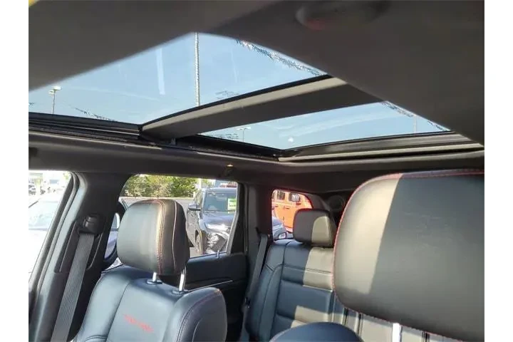 $28900 : Jeep Grand Cherokee 2021 4x4 image 10