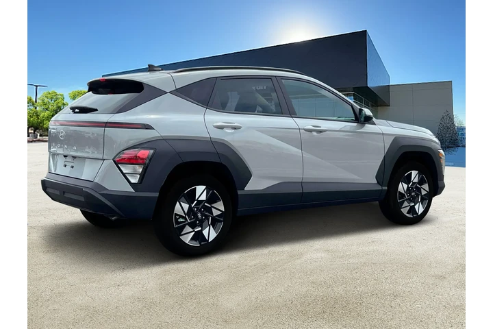 $21499 : Hyundai KONA 2024 SEL 4dr Cr image 8