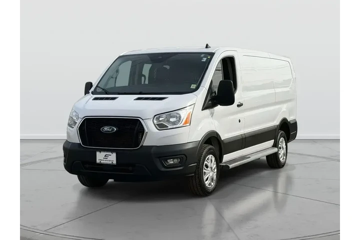 $28743 : Ford Transit 2022 250 3dr SW image 3