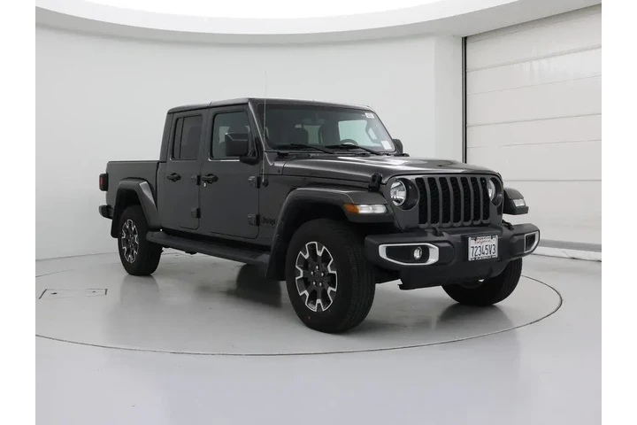 $31998 : Jeep Gladiator 2023 4x4 Spor image 1