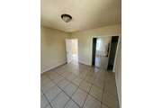 $2000 : Duplex en South Gate thumbnail
