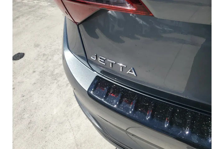 $17988 : Volkswagen Jetta 2023 SE 4dr image 9